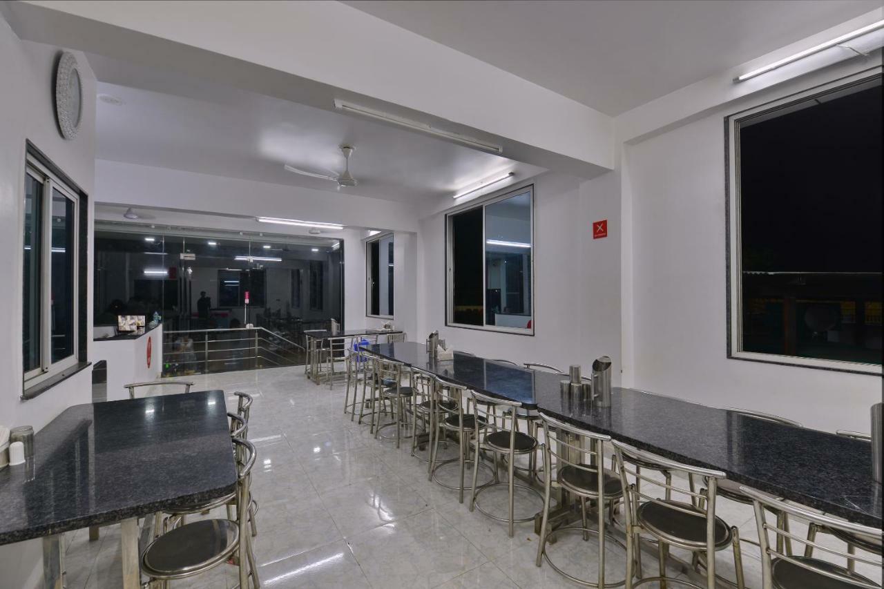 Oyo 11593 Hotel Aman Guest House New Delhi Exterior foto