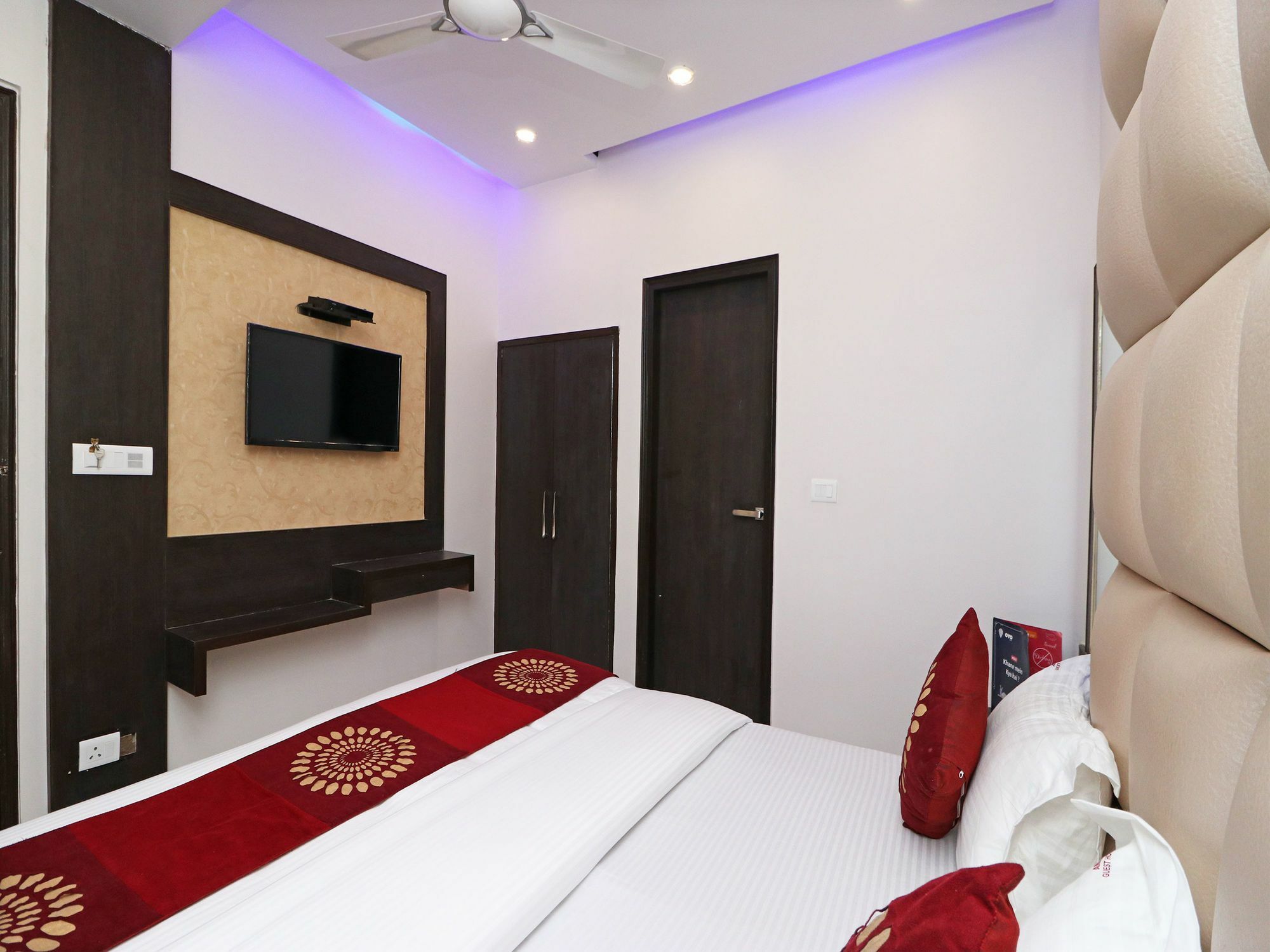Oyo 11593 Hotel Aman Guest House New Delhi Exterior foto