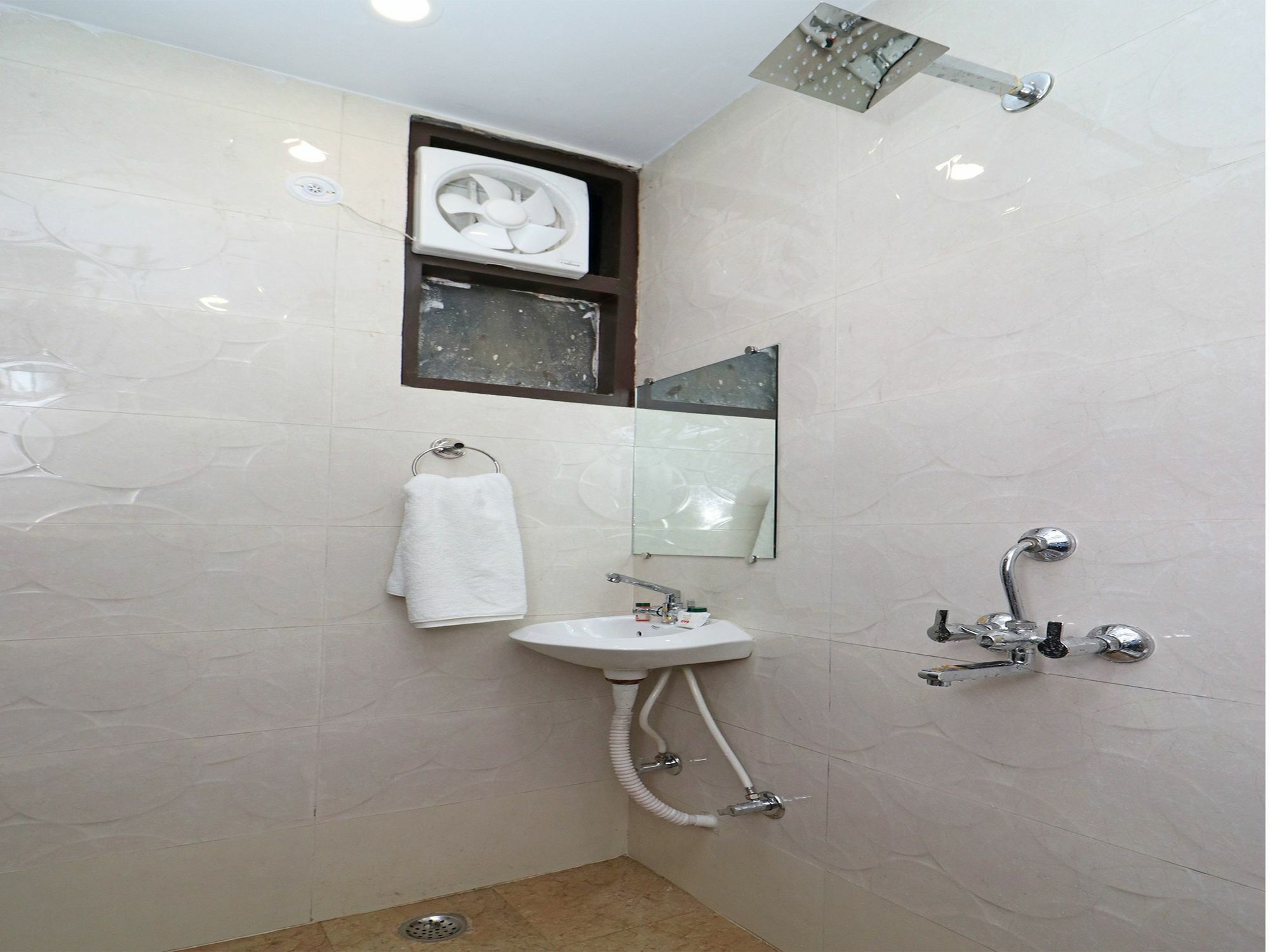 Oyo 11593 Hotel Aman Guest House New Delhi Exterior foto